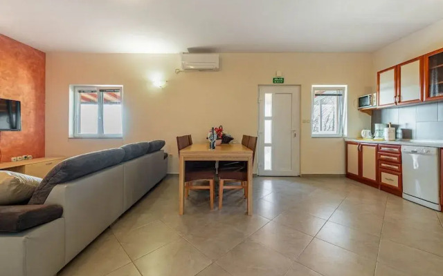 Villa Dandelion