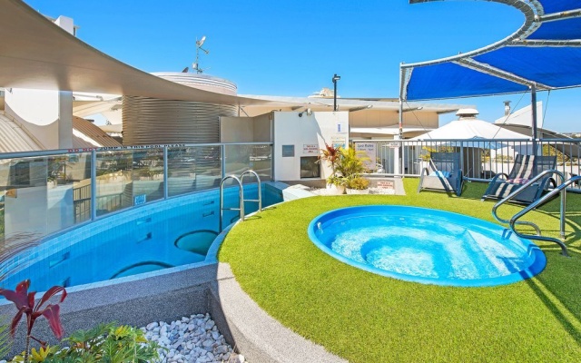 Beach Club Resort 436 – Pool – Mooloolaba