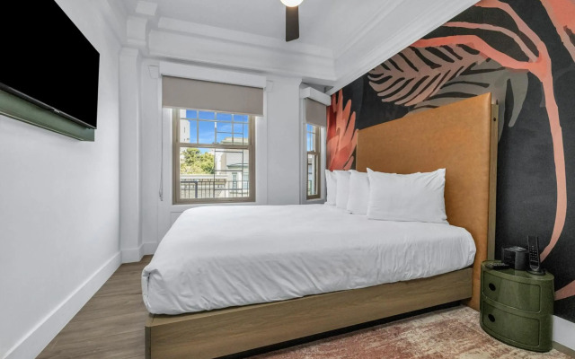 Nob Hill Hotel