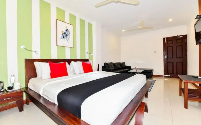 Capital O 848 The Pearl Palace Hotel