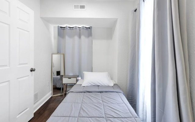 Brikctoria 1100 5 Bedroom Home