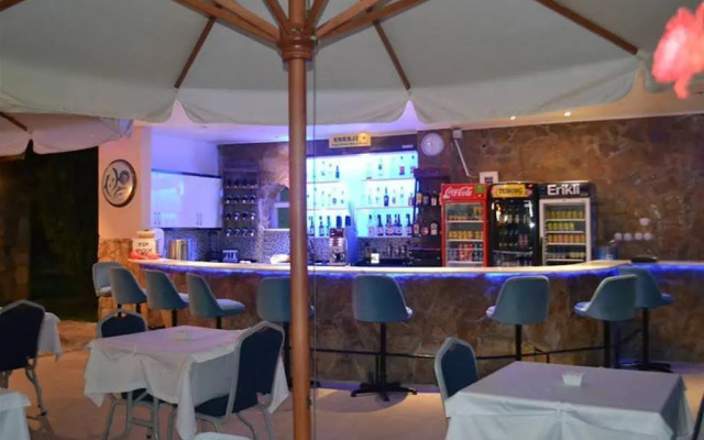 MAVi HOTEL