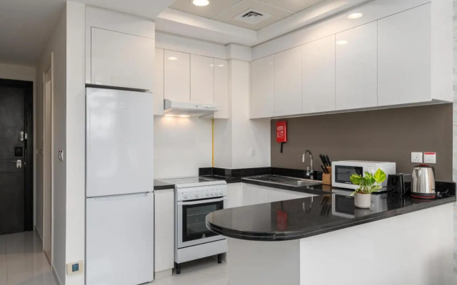 Vacay lettings Upgraded studio at Damac tower JVC