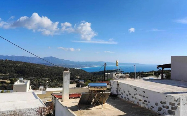 Monolithos Village Apartments