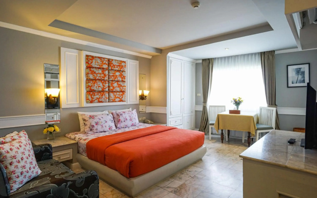 At Pingnakorn Hotel Chiang Mai