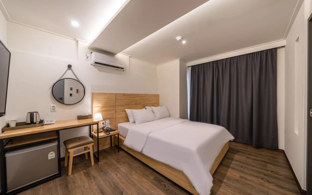 Seogwipo The Hotel