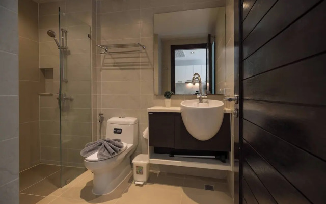 Emerald Hill Patong Apartment 421