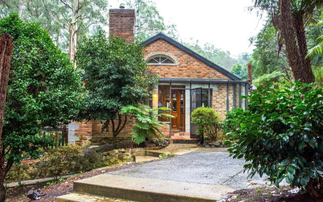 The Stone on the Hill - 3 bedroom house