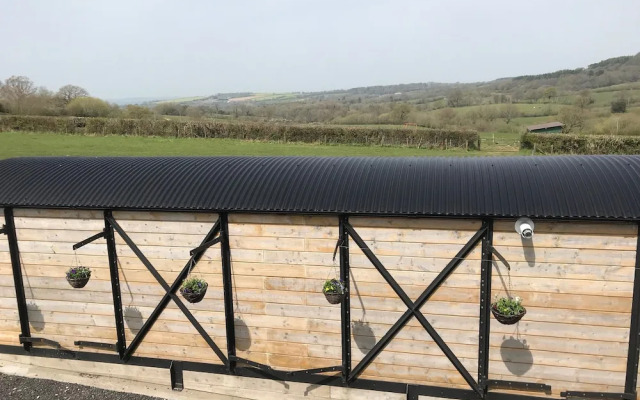 Greenacres Self Catering Railway Wagon-Glamping