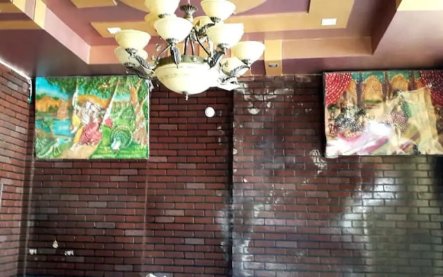 Brij Raj Guest House Mathura by Goroomgo