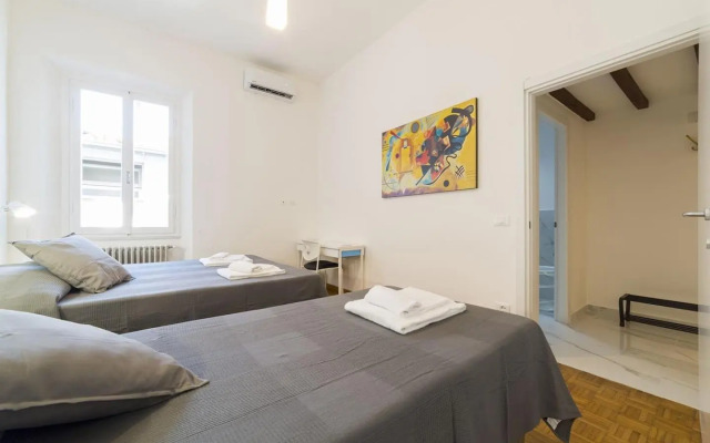 Hill's view terrace apartment