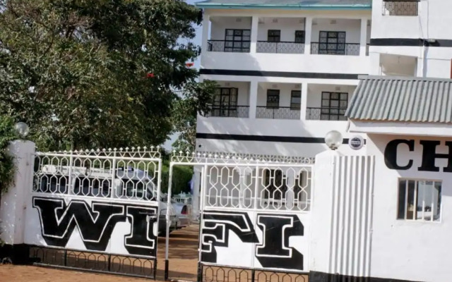 Siaya White Hotel