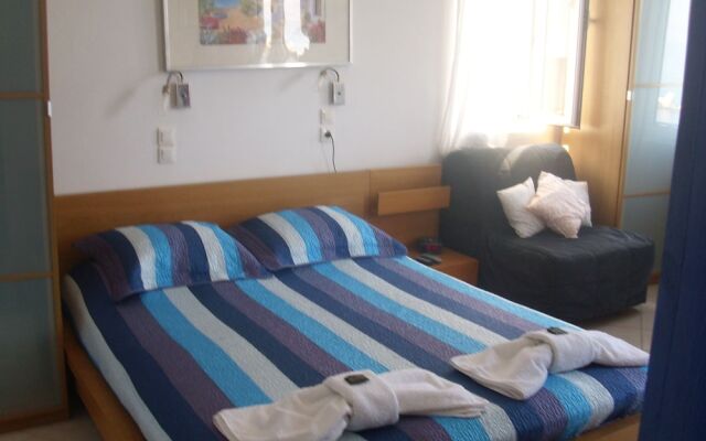 Alkistis Cozy by The Beach Apartment in Ikaria Island Intherma Bay - 2nd Floor