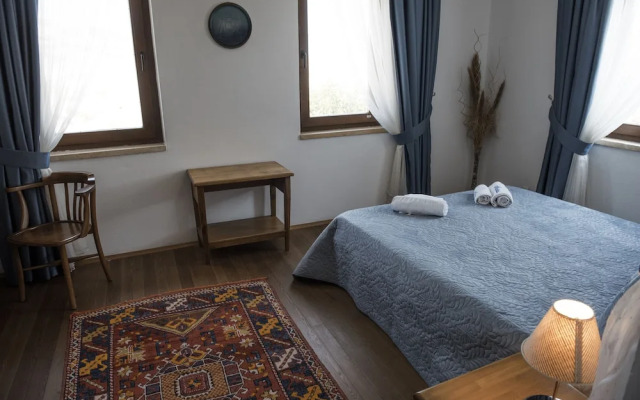 Alesta Hotel