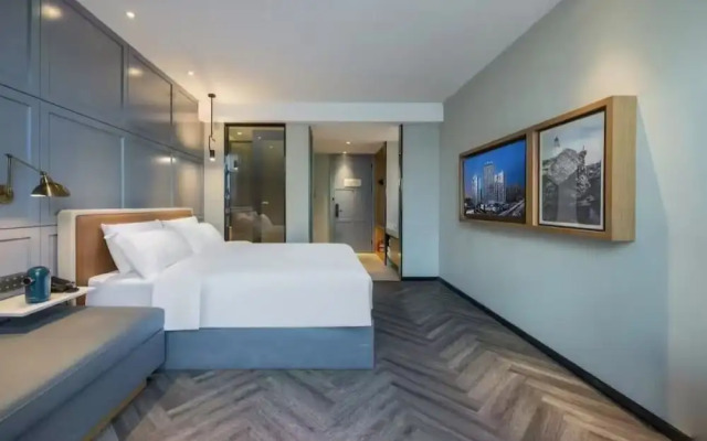 Yifeng hotel