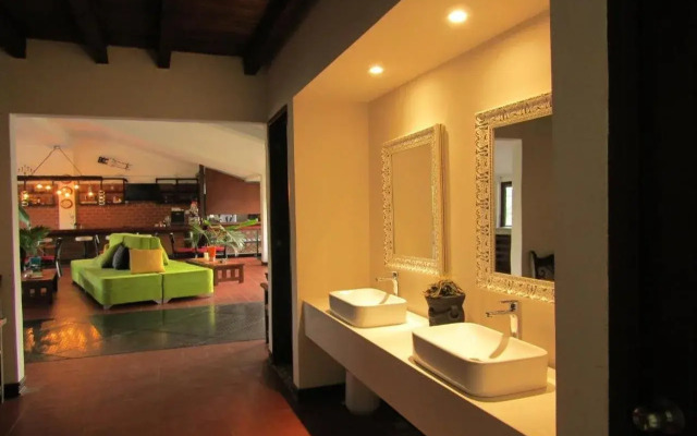 Hotel Bambu Inn
