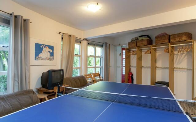 Luxurious Holiday Home in Ouddorp Near Beach