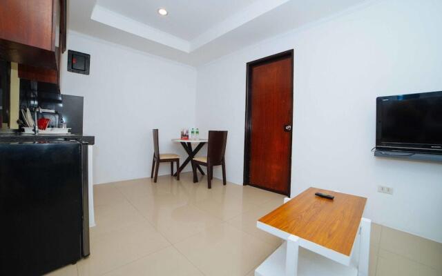 RedDoorz Plus @ Hensonville Angeles City