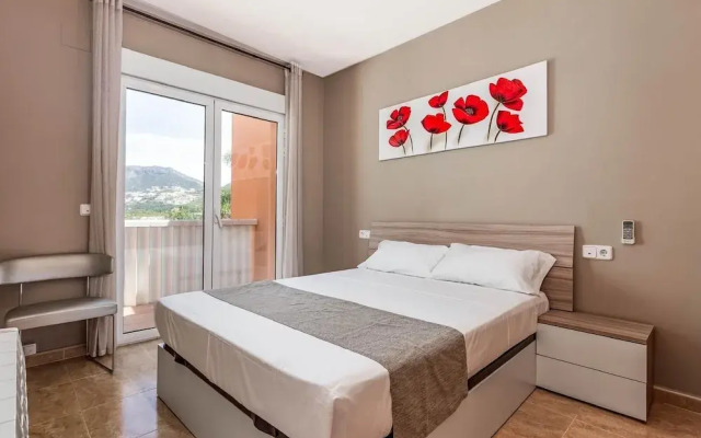 Charming 4-Bed Villa in Denia