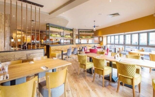 Premier Inn Yeovil Town Centre