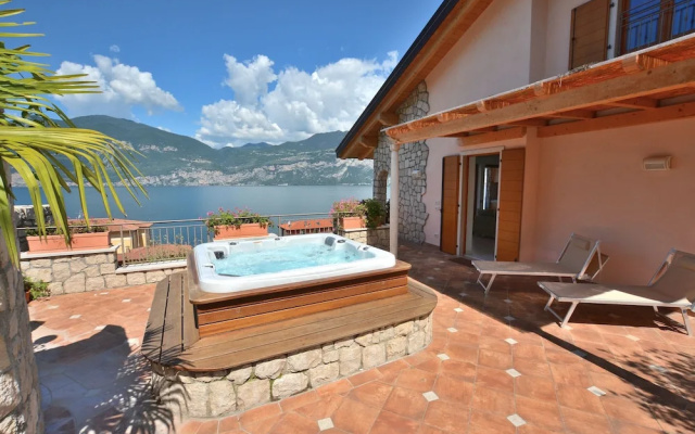 Paradise Apartment