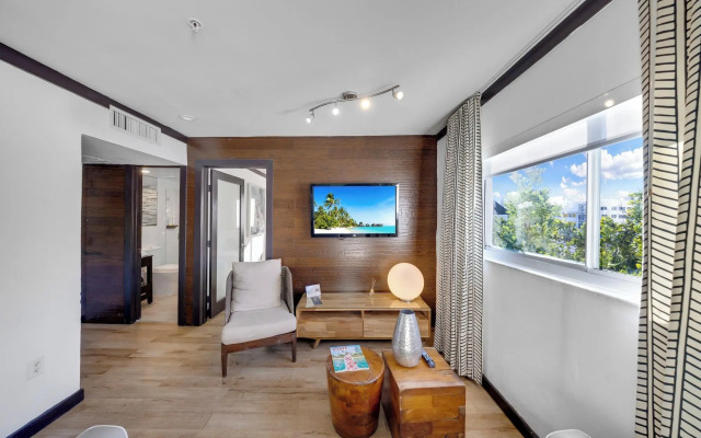The Shoreline Suites