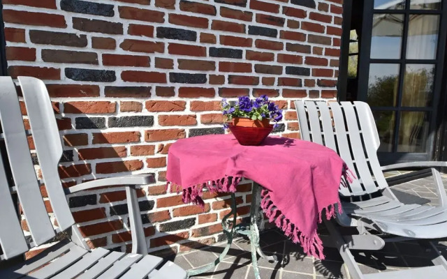 Spacious Mansion With Meadow View in Bruinisse