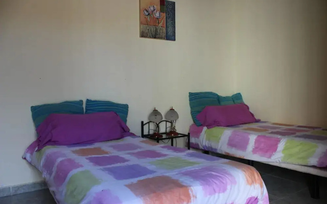 Rustic 1-bed Bungalow in Parque Holandés