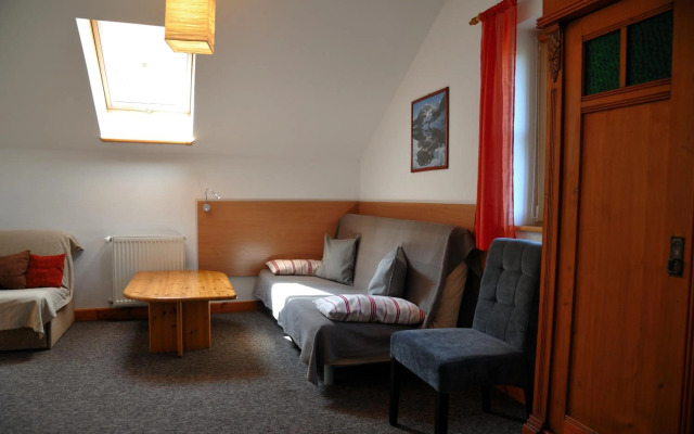 Tyrolska Zagroda - CO2 Neutral - 50m2