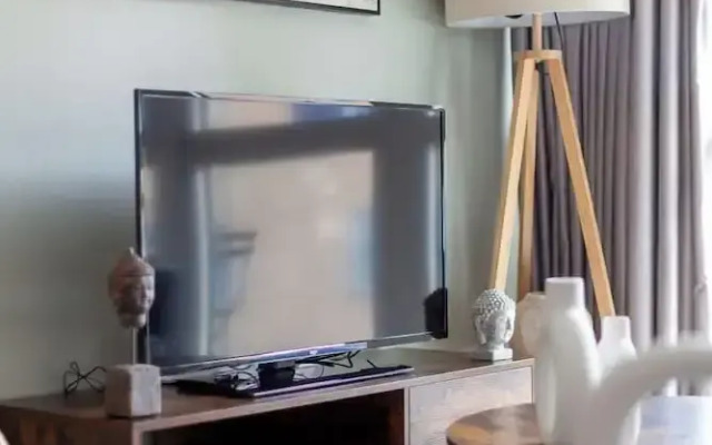 The Highbury Collection