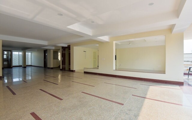 Olive Service Apartment-Golf Course Road