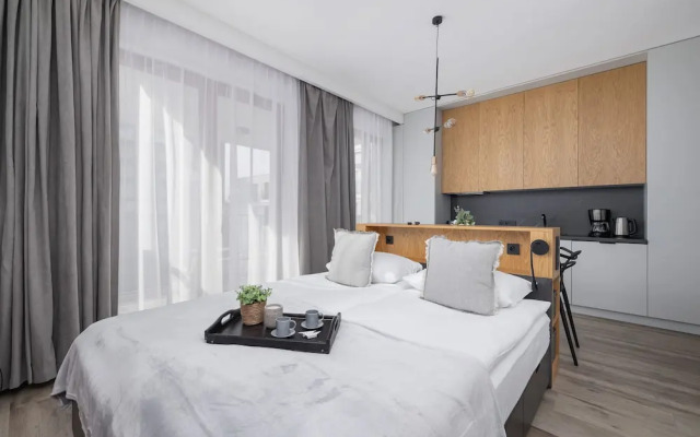 GO Apartments Studio Cracow by Renters