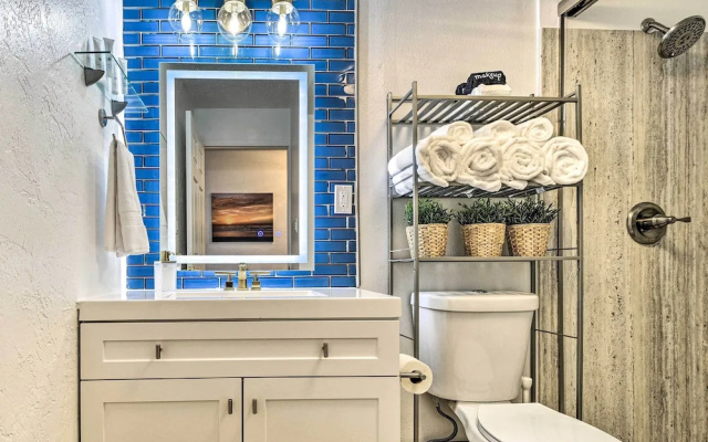 Oceanfront, Fourth-floor Condo on Daytona Beach!