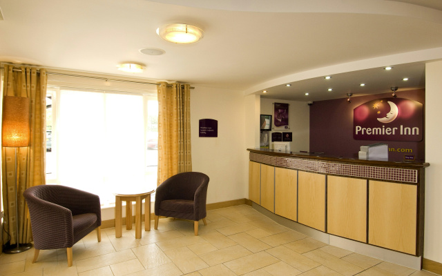 Premier Inn Coventry East - M6 J2