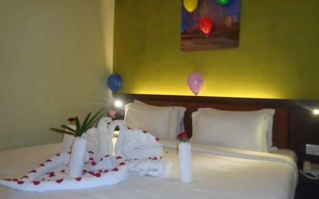 Country Club Hotel & Holidays LTD.