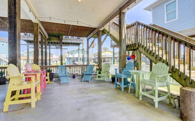 Stilted Galveston Vacation Home w/ Canal Views!