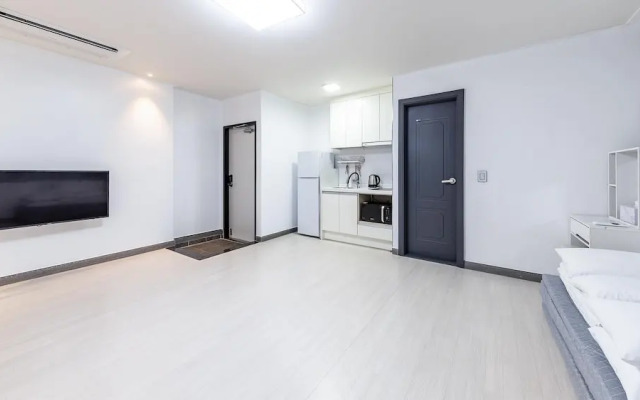 Yeosu Onueli Pension