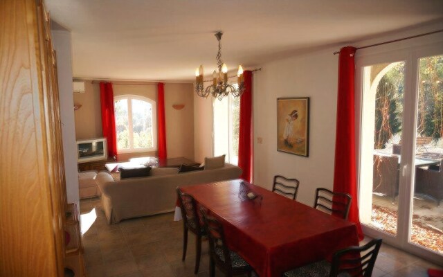 Collines - Salernes, piscine privée, cuisine extérieure Apartment 3