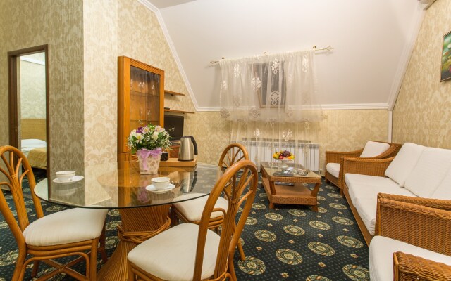 ГК Адиюх-Пэлас