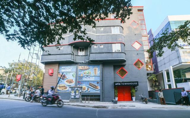 OYO Townhouse 364 Richmond Road