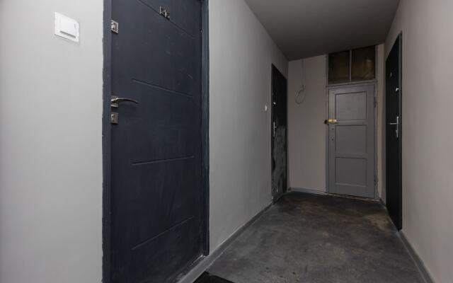 Beige Studio in City Center by Renters