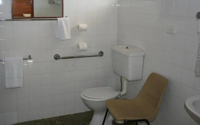 The Plains Motor Inn