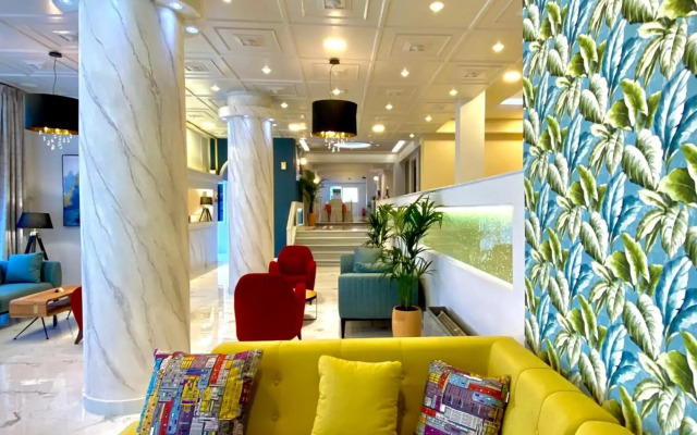 Hotel Paloma Blanca