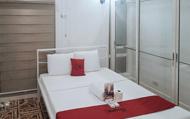 RedDoorz at The Providence Tower