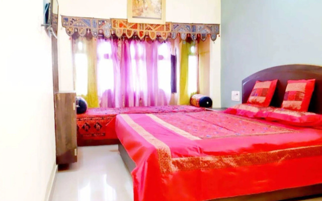 Vista Rooms at Amar Sagar Gate