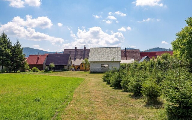 Stunning Apartment in Fuzine With Wifi and 2 Bedrooms