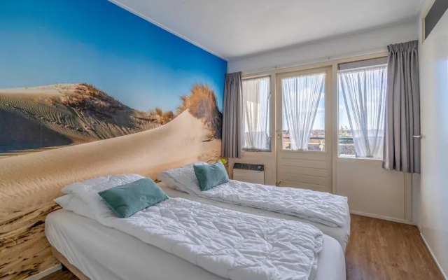 2 Person Apartment With Island View