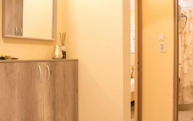 Golden Apartment Baneasa