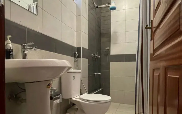 1-bed Apartment in Nairobi Next to the Mall