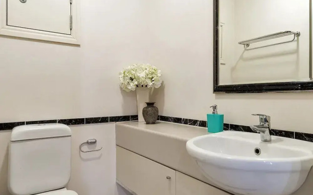 Cosy and Quite Serviced Apartment